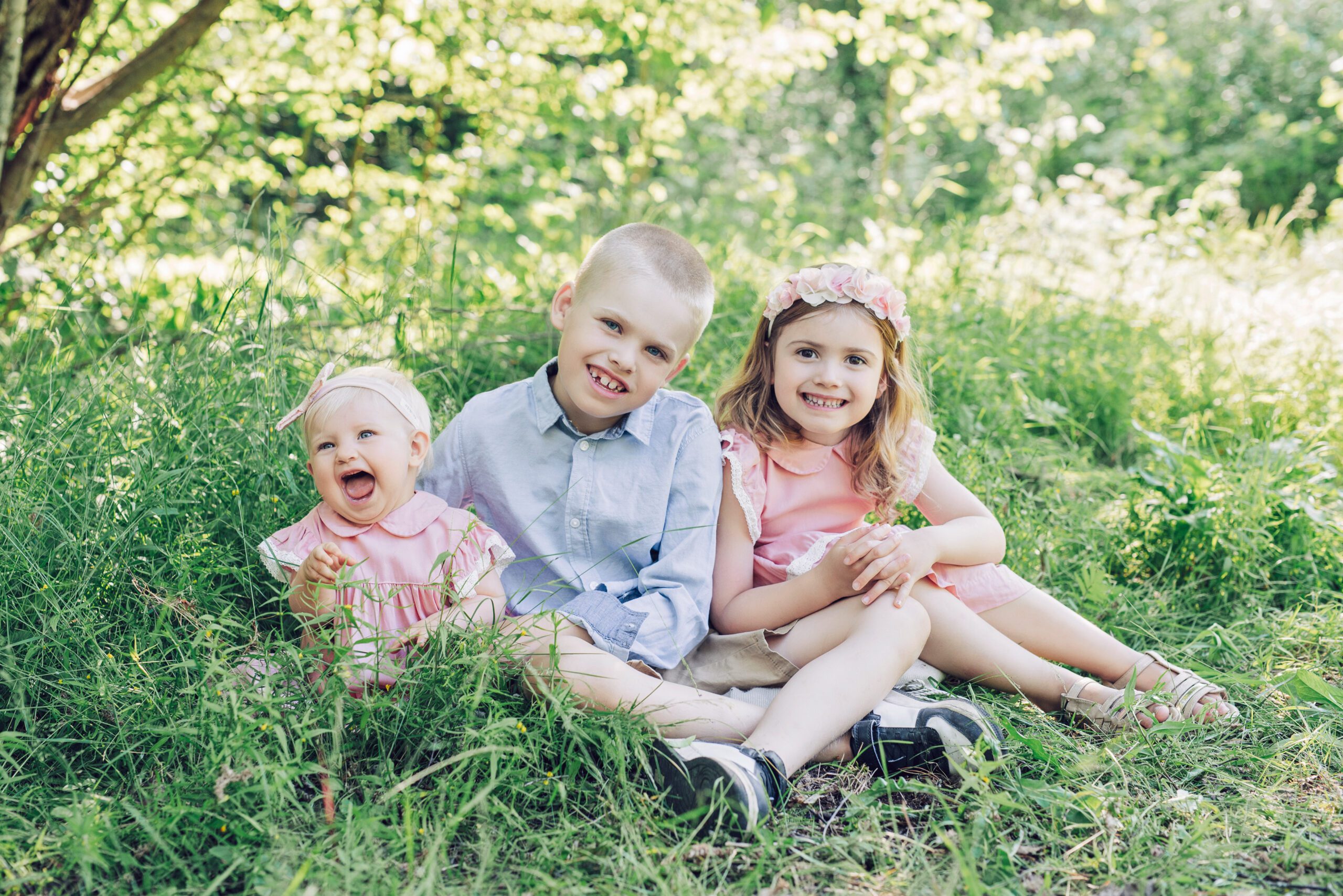 Fotograf Umeå Sandra Viklund familjefotografering syskonfoto